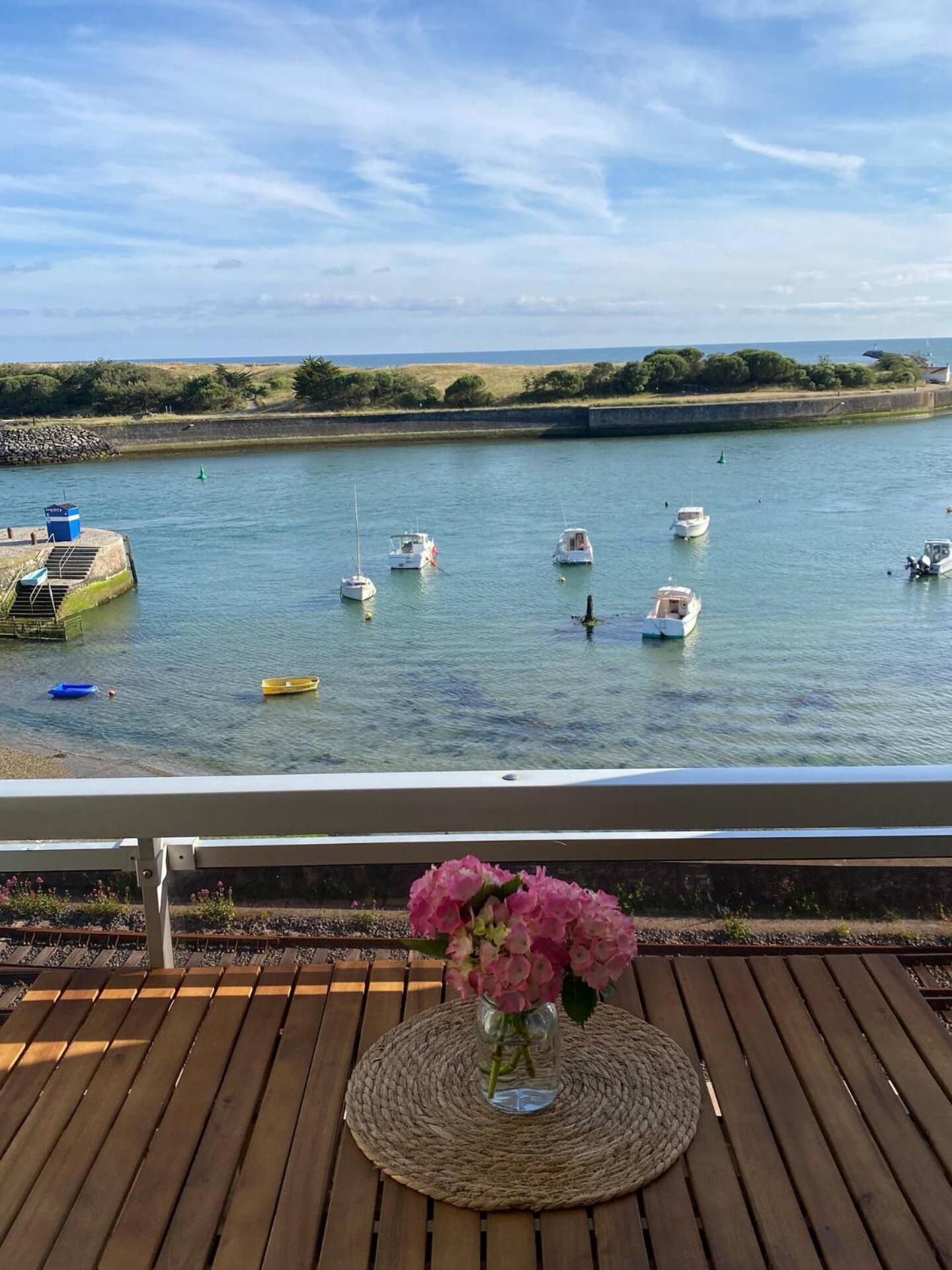 Apartmán Vue Sur L'Entree Du Port Saint-Gilles-Croix-de-Vie Exteriér fotografie